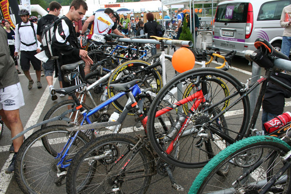 JLV2008_08.jpg